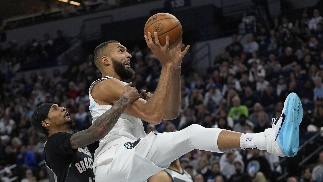 篮网力克热火,戈贝尔统治全场 篮网力克热火,戈贝尔统治全场