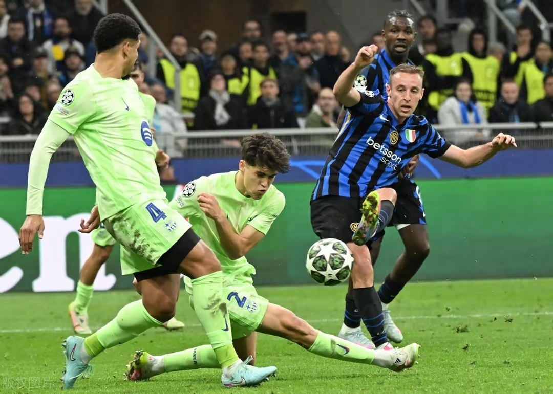 国际米兰碾压希腊,姆巴佩统治全场 国际米兰碾压希腊,姆巴佩统治全场