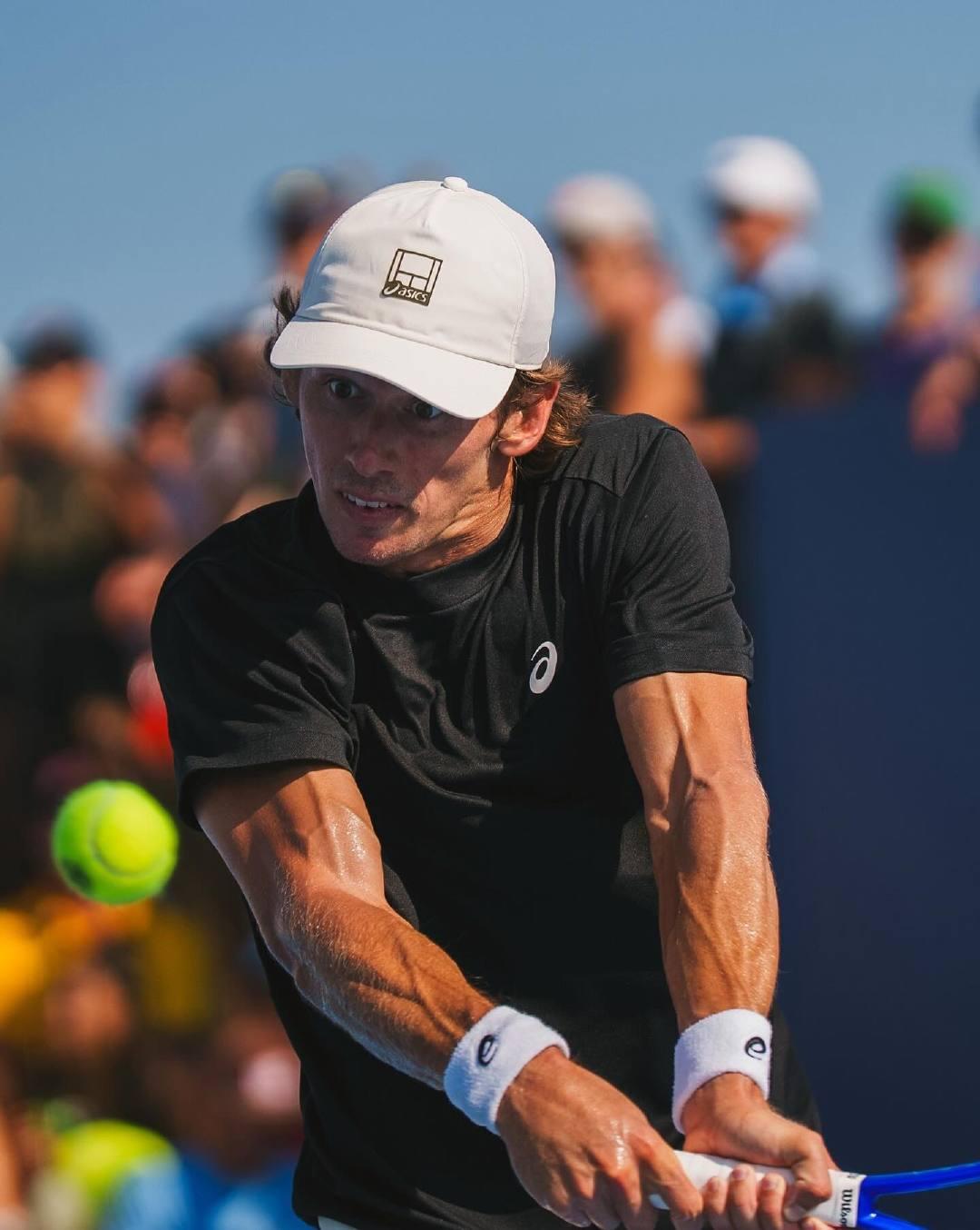 美网碾压温网,蒂姆点燃赛场 美网碾压温网,蒂姆点燃赛场