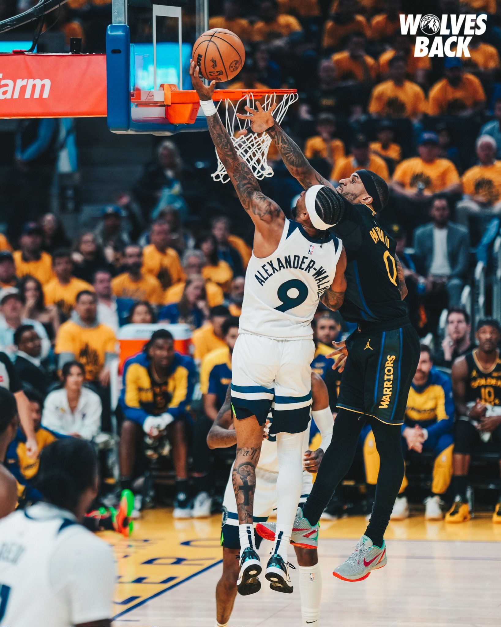 勇士完胜爵士，霍勒迪带队取胜