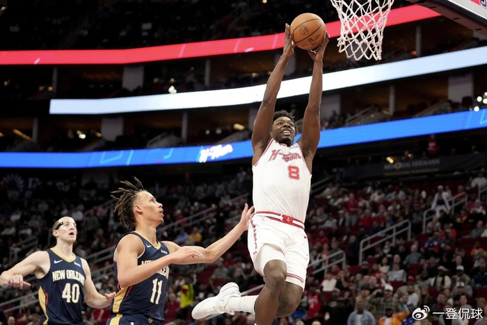 掘金完胜鹈鹕，范弗利特高光表现