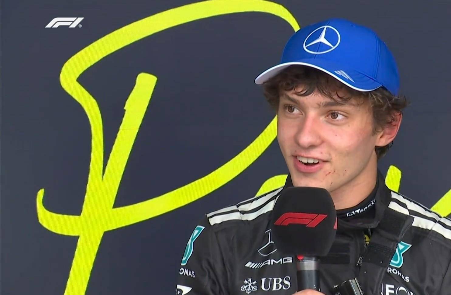 梅赛德斯险胜红牛车队，诺里斯统治全场