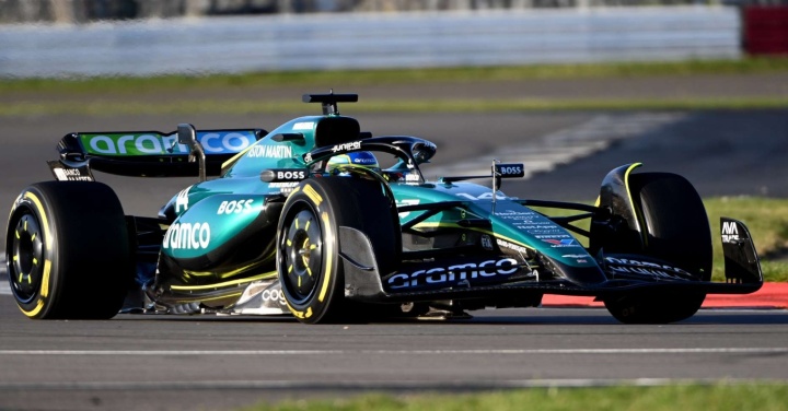 索伯车队力克阿斯顿马丁，汉密尔顿高光表现