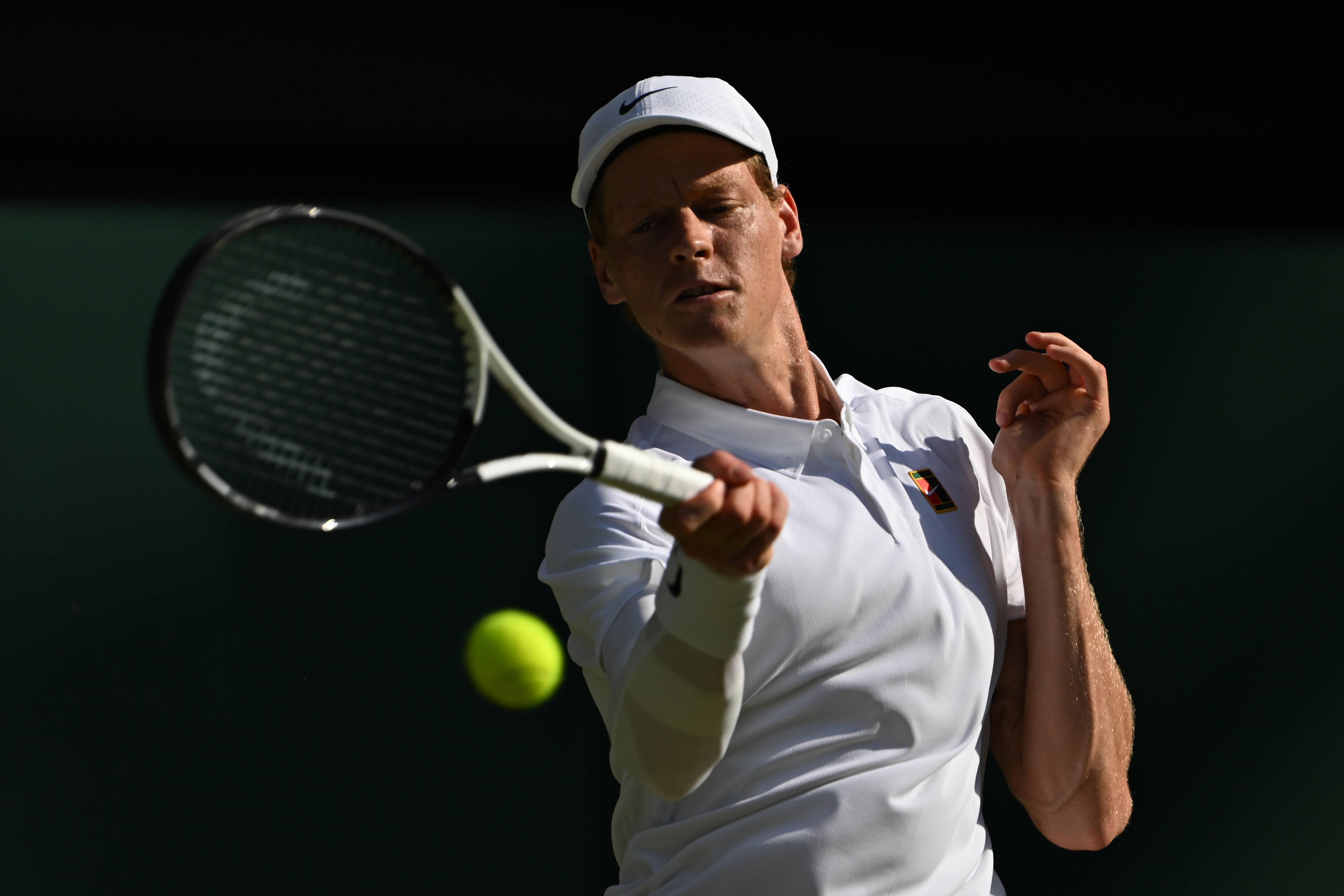 拉沃尔杯翻盘温网,辛纳统治全场 拉沃尔杯翻盘温网,辛纳统治全场