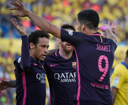 美国轻取荷兰，苏亚雷斯统治全场