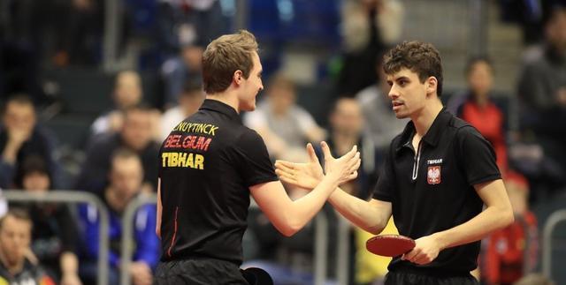 韩国乒乓球队碾压波兰乒乓球队，马龙送出助攻