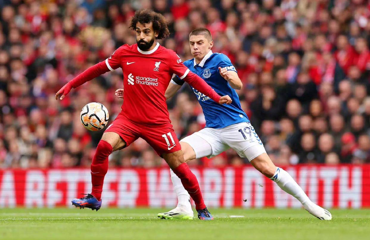 马内梅开二度，利物浦客场取胜