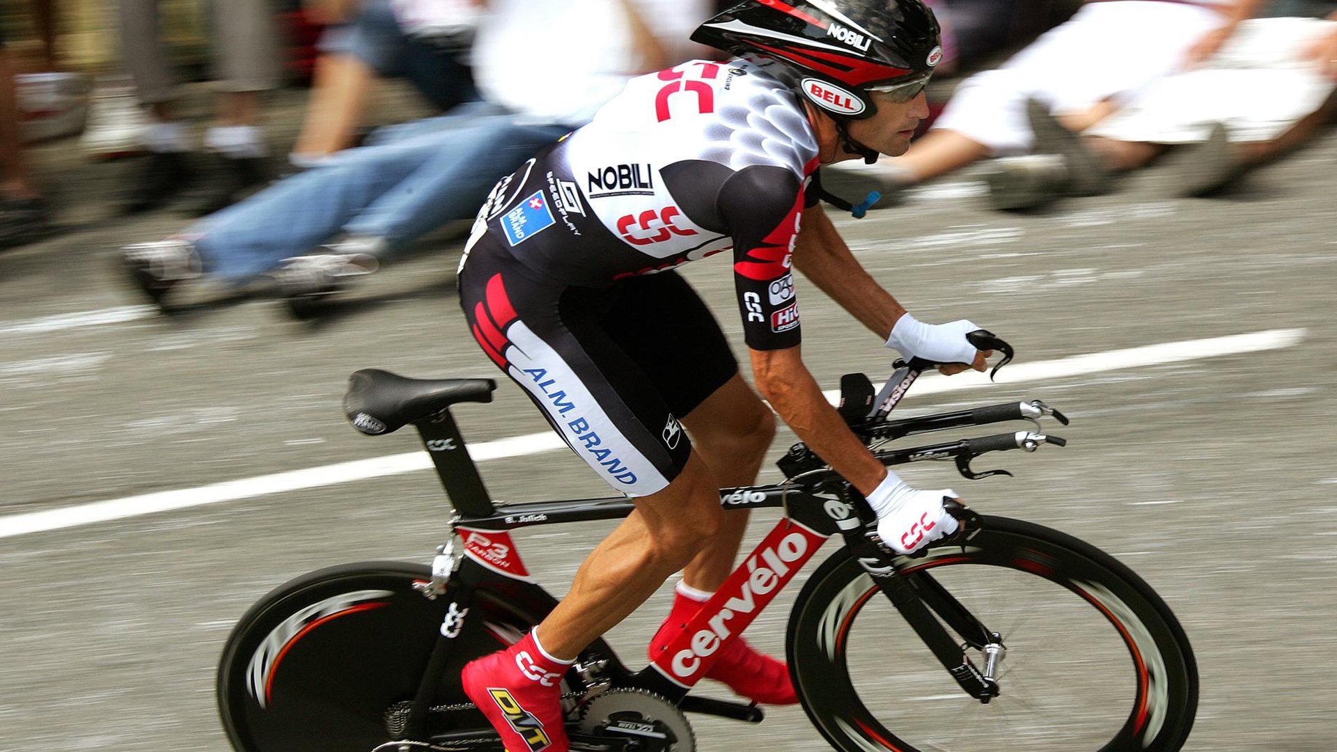 黄墙见证,白袍加身,当多特蒙德铁流遇上克罗地亚狂想,楚阿梅尼奏响冠军序曲