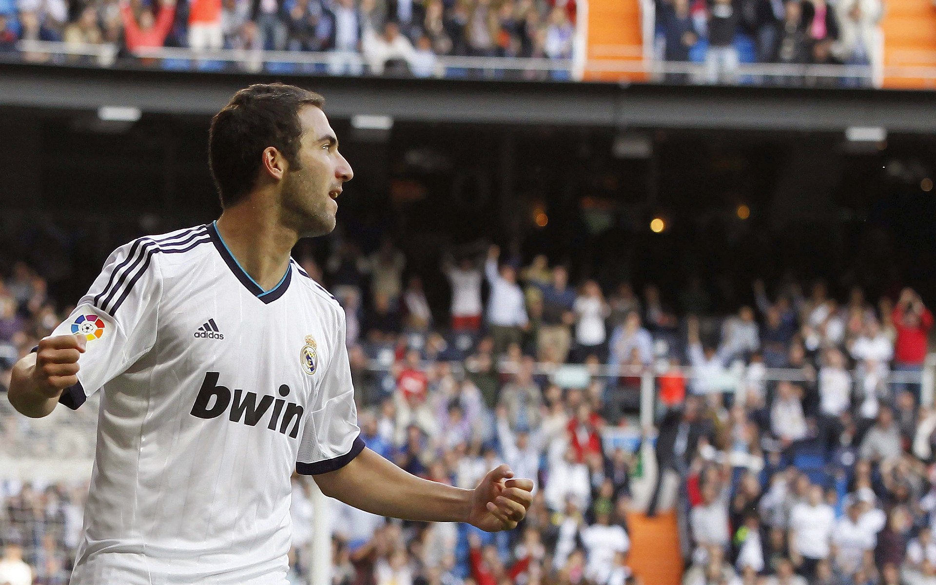 冰与火的对决，布鲁诺·费尔南德斯如何以攻防转换的艺术，定义葡萄牙对阵冰岛之战