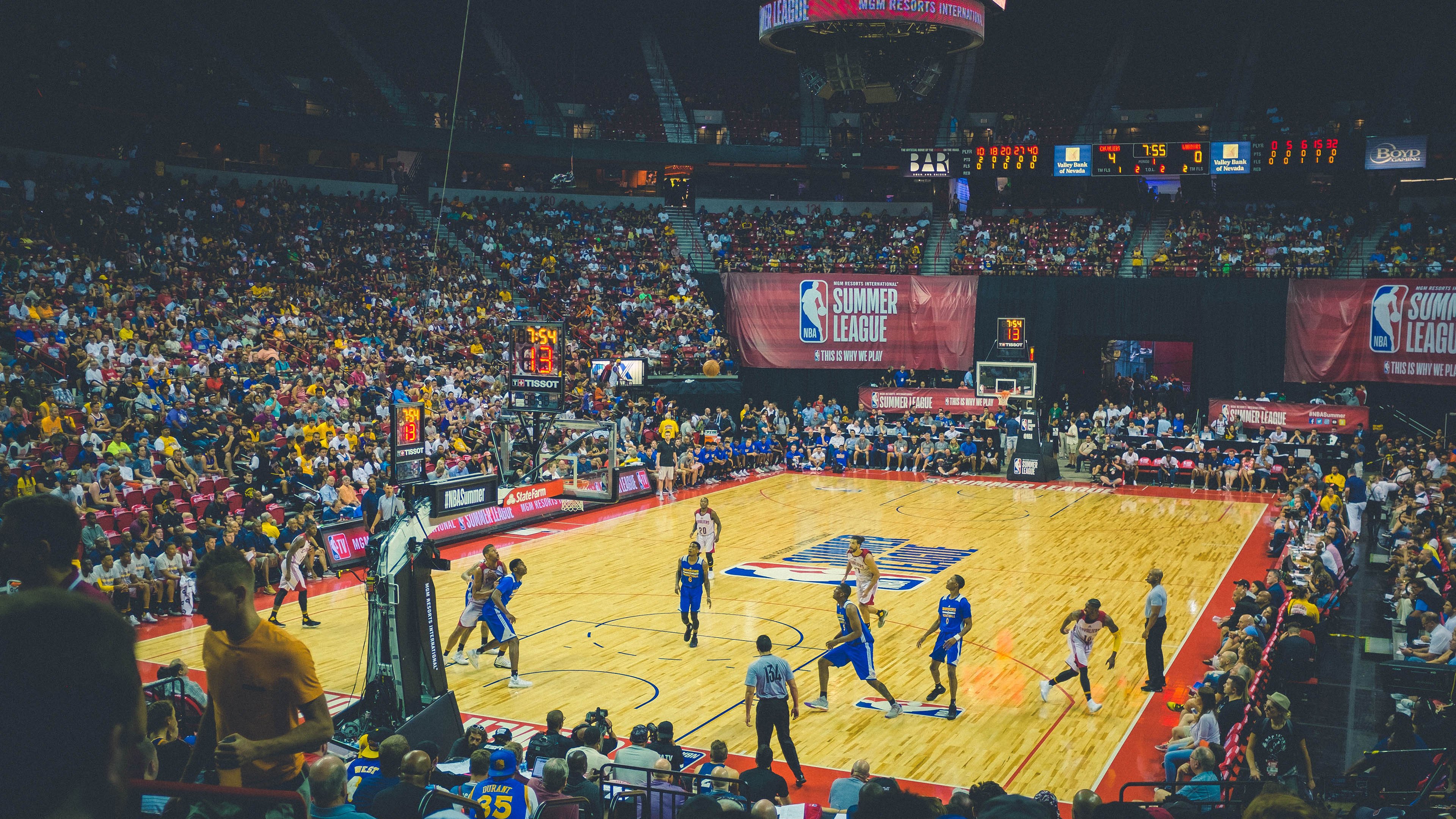 当骑士的利刃刺穿雷霆,小贾伦如何用一场高光表现定义唯一