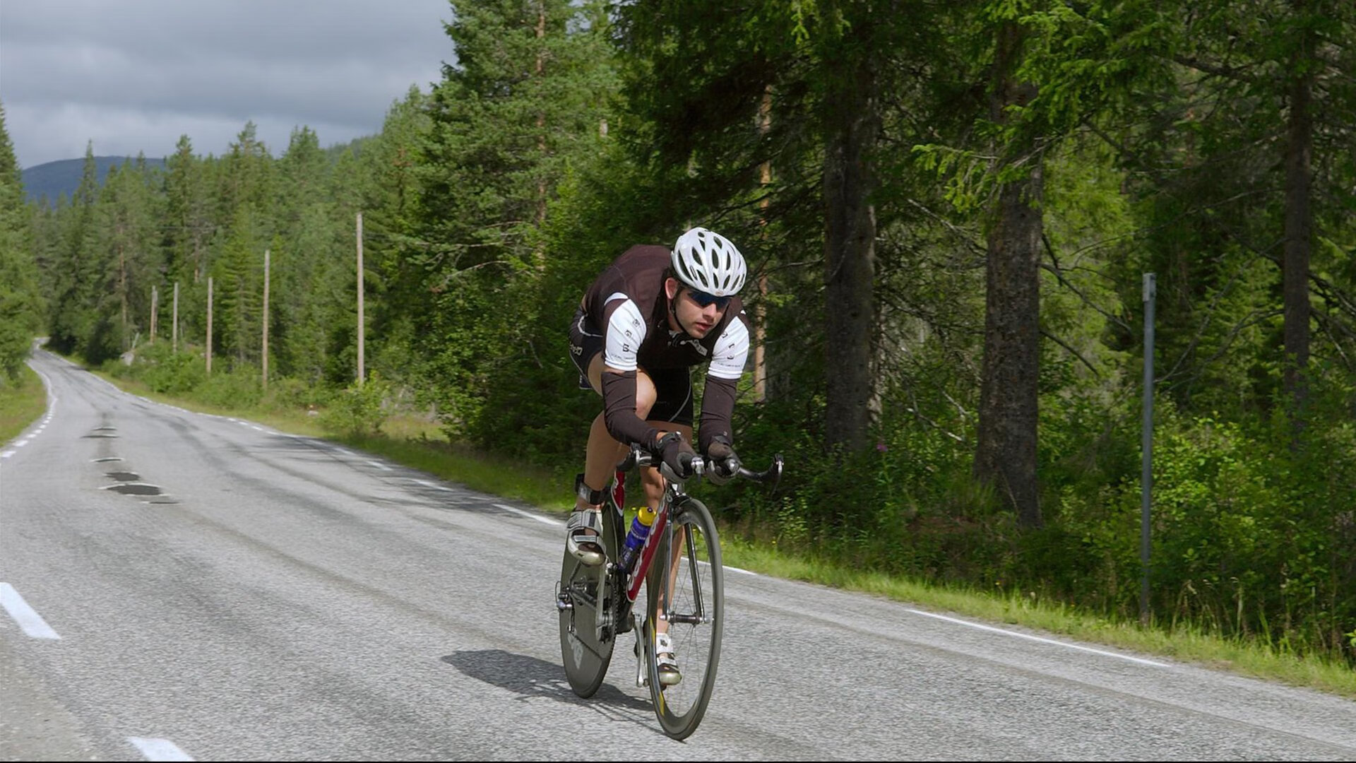 意甲焦点战之夜,巴斯托尼全程高能输出,定义现代后卫新标杆