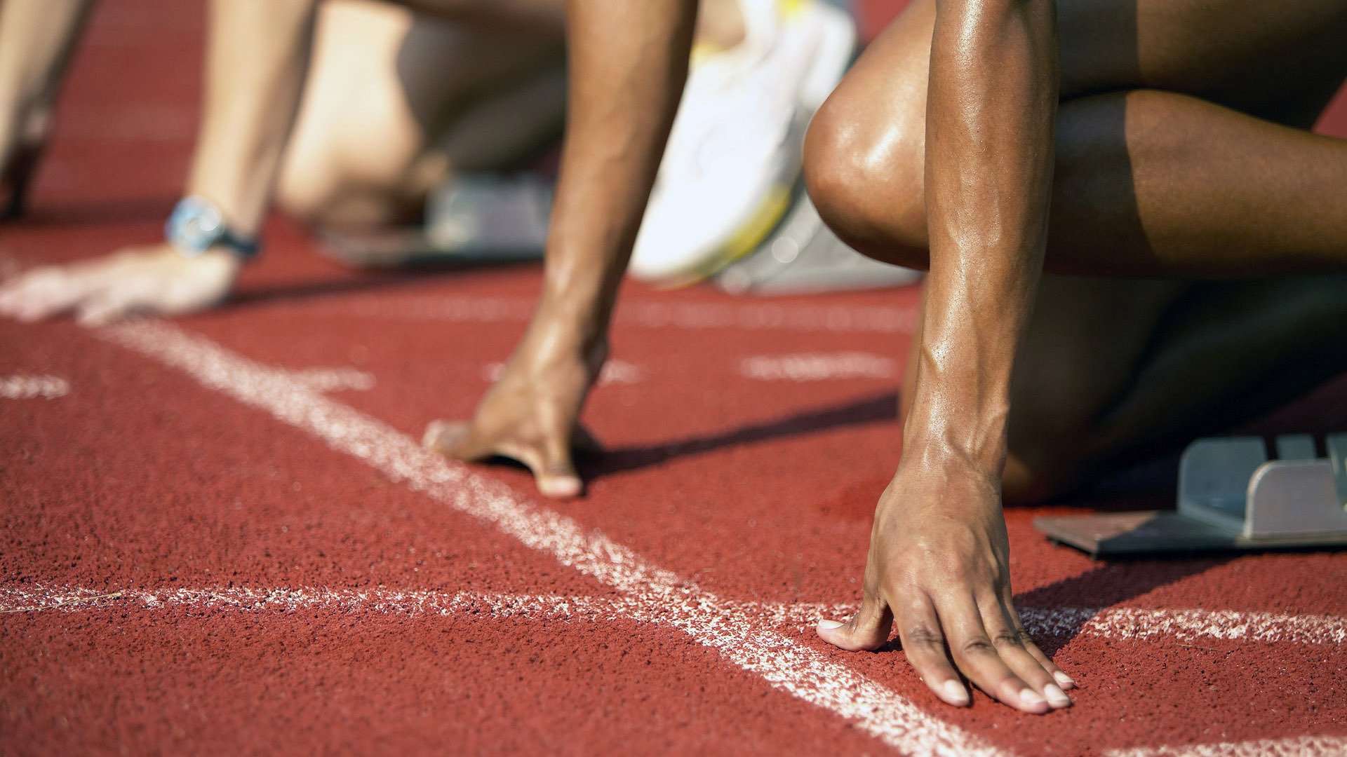 逆境中的双星闪耀，法国队惊天翻盘与梁靖崑的纪录之夜